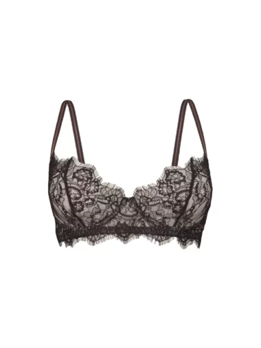 Biustonosz Praline – brązowy koronkowy biustonosz od Pavlova.pl, o klasycznym kroju i zmysłowym wykończeniu.